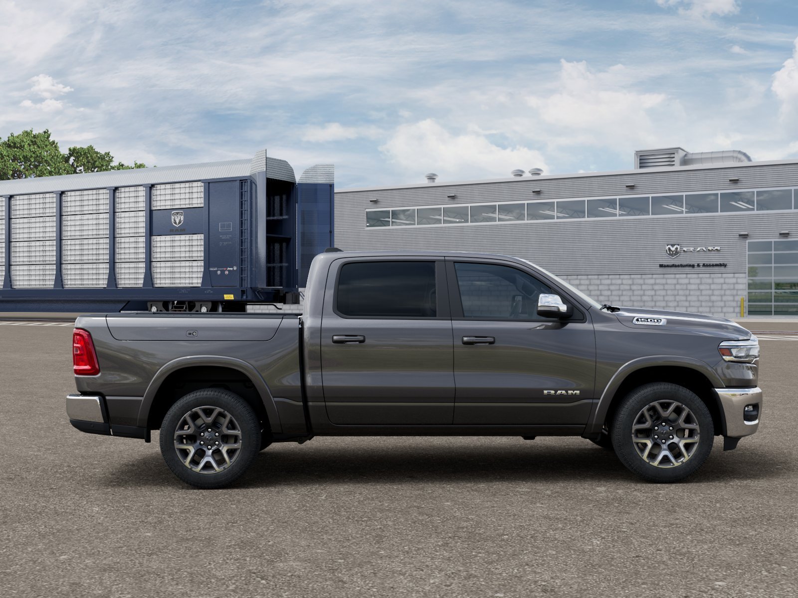 New 2026 Granite Crystal Metallic Clear-Coat Exterior Paint RAM Laramie image 47