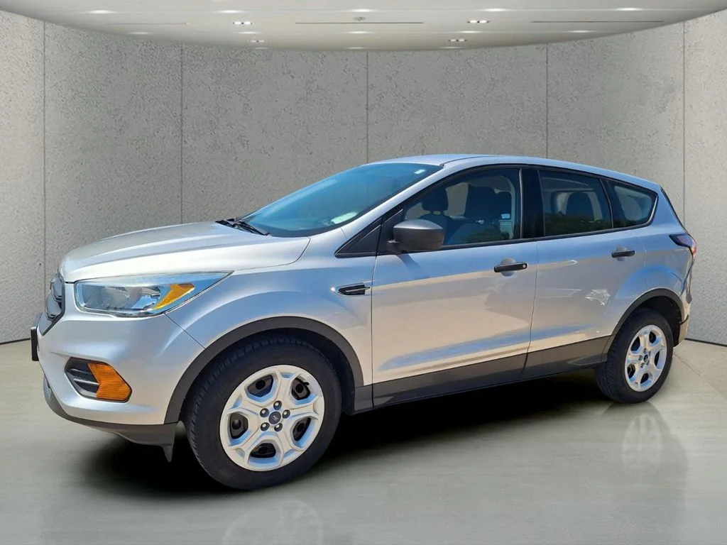 2017 Ford Escape S's photo