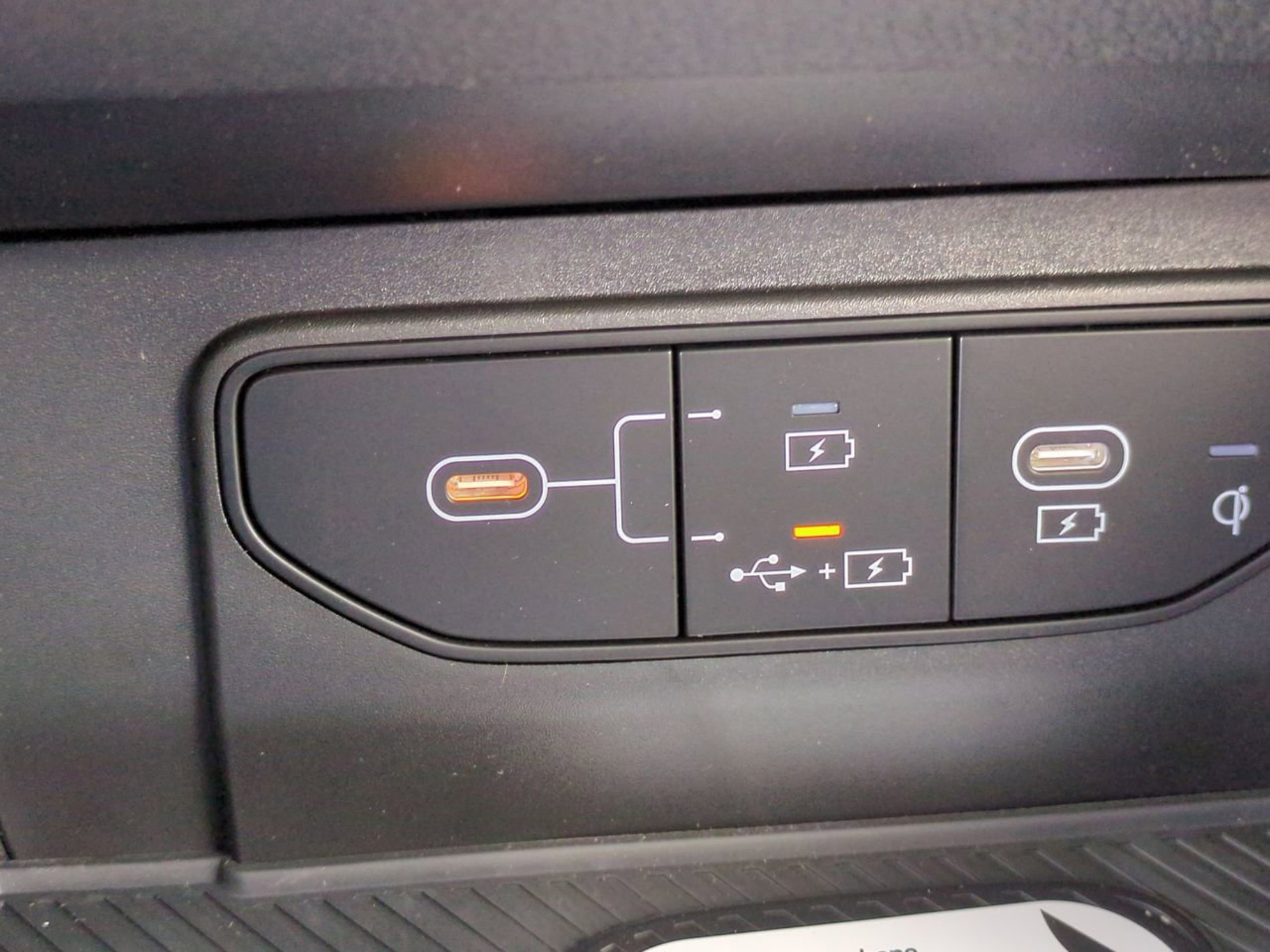 New 2026 Glacial White Pearl Kia EX image 21