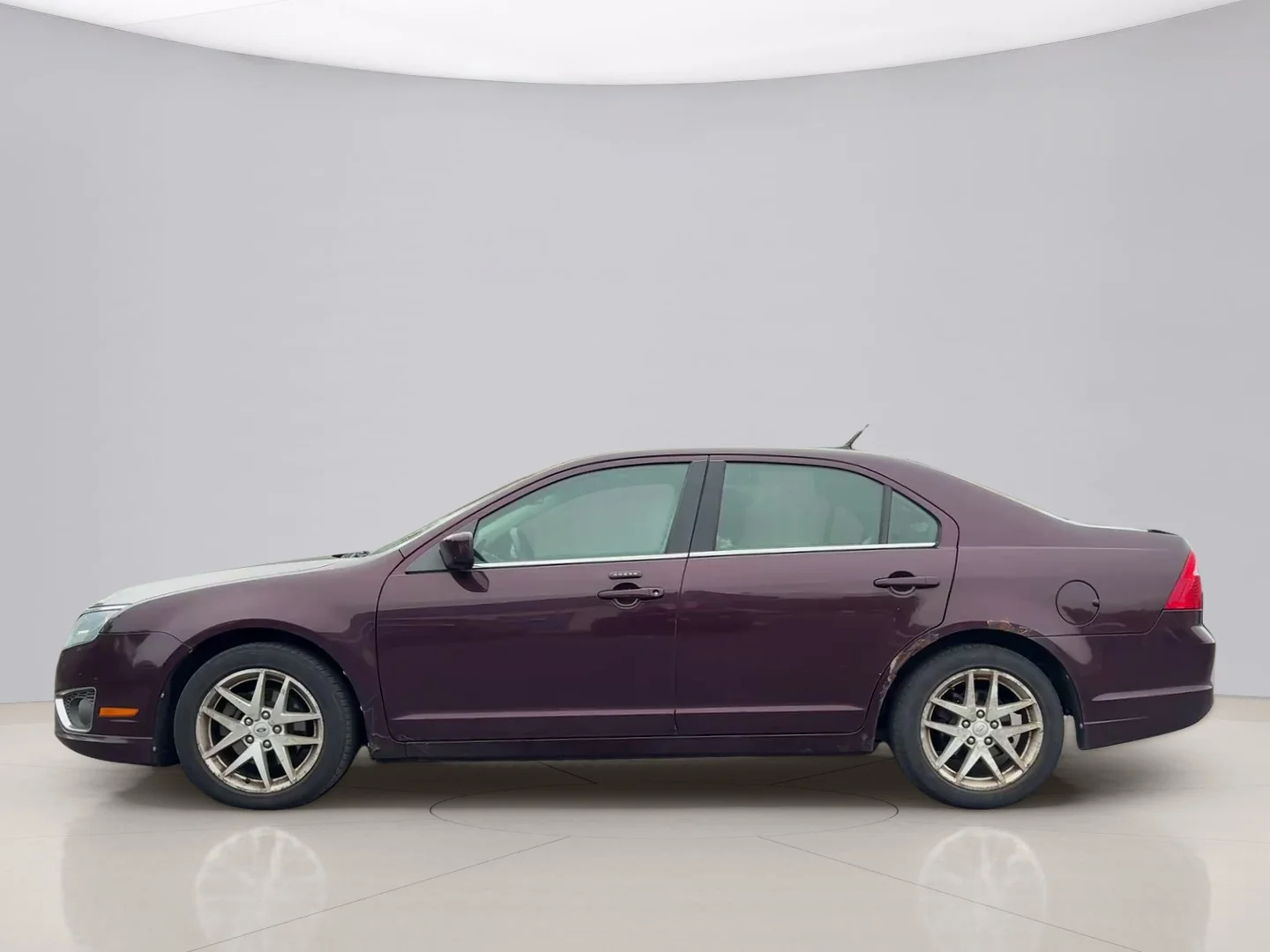 Used 2012 Maroon Ford SEL image 2