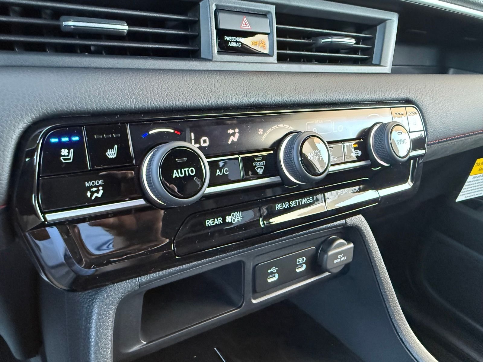 2026 Honda Pilot Black Edition - Photo 28