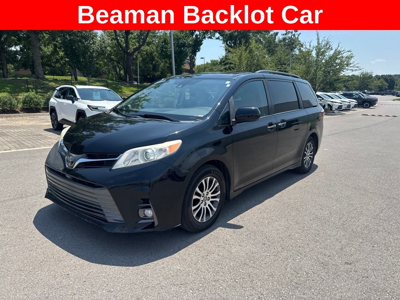 Used 2019 Black Toyota XLE image 1