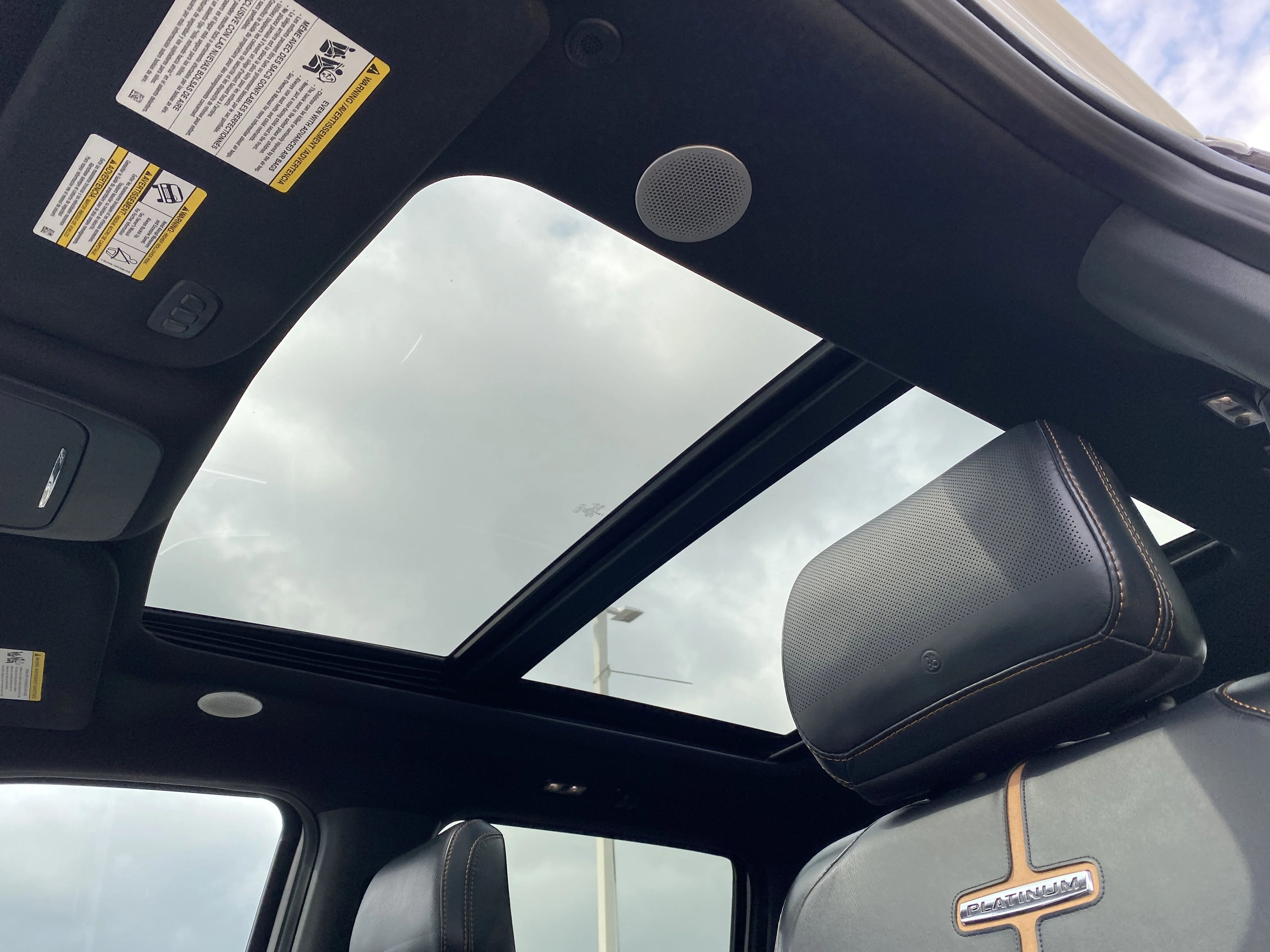 Certified Used 2023 White Ford Platinum * PANORAMIC SUNROOF * MAX TRAILERING PKG * image 20