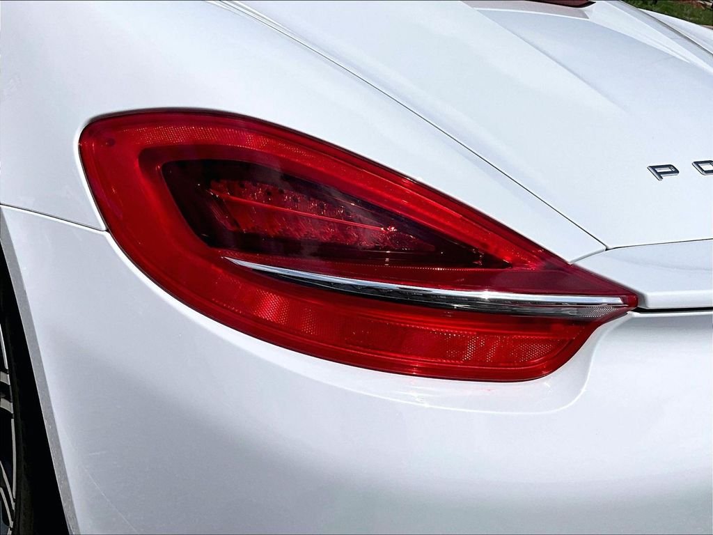 Used 2016 White Porsche S image 21