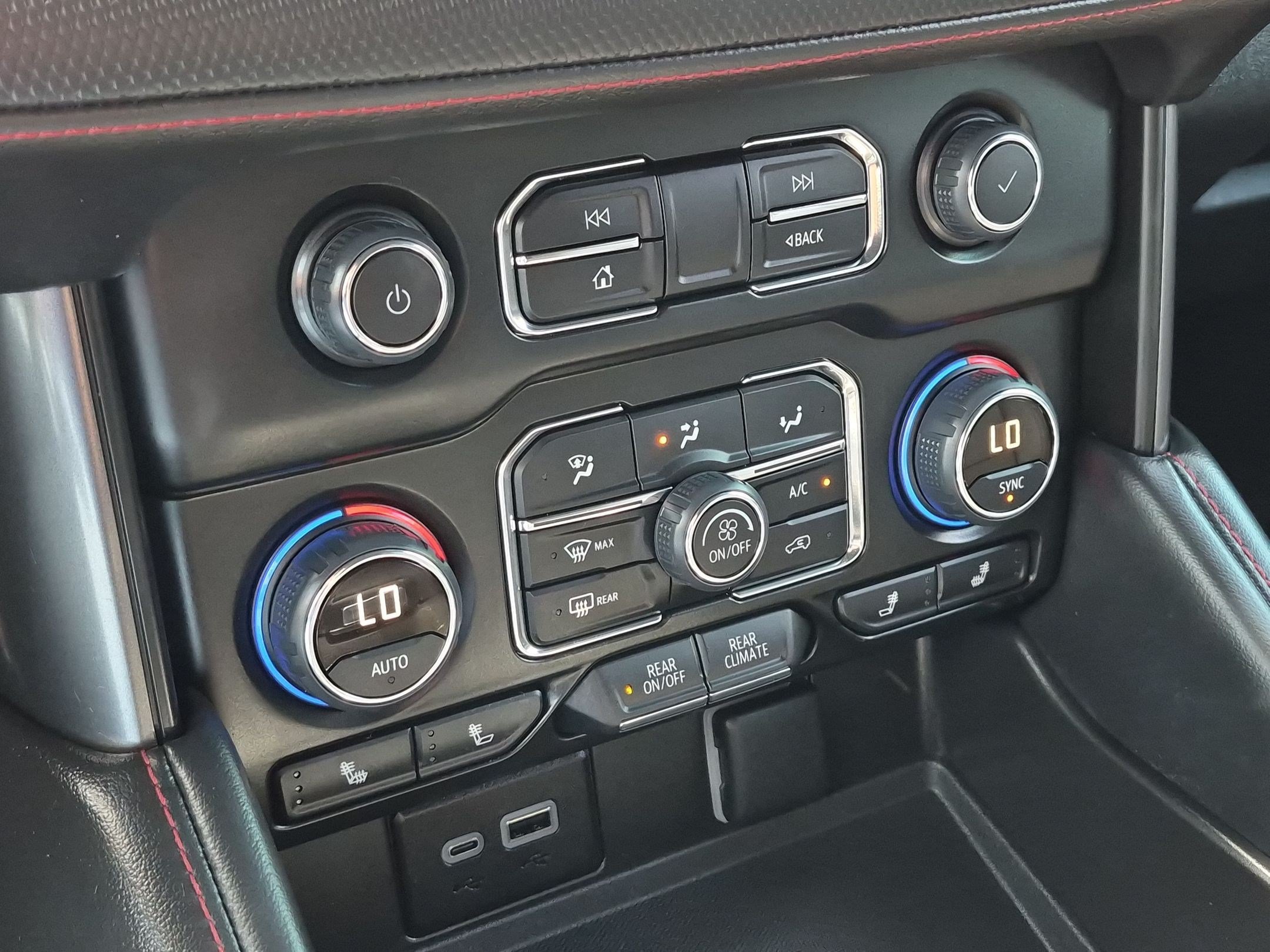 Used 2024 Summit White Chevrolet RST image 21