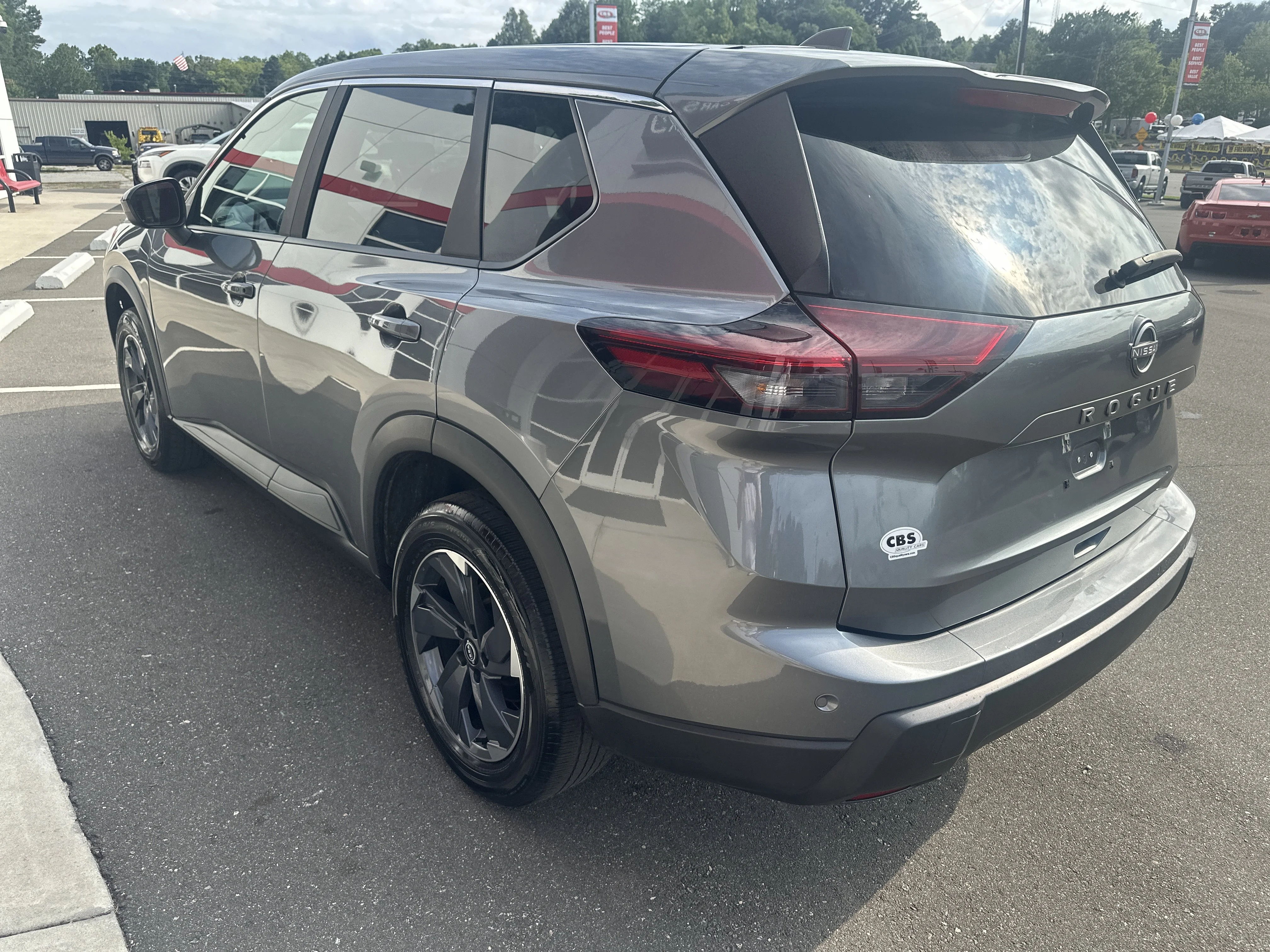 Used 2025 Gun Metallic Nissan SV image 6