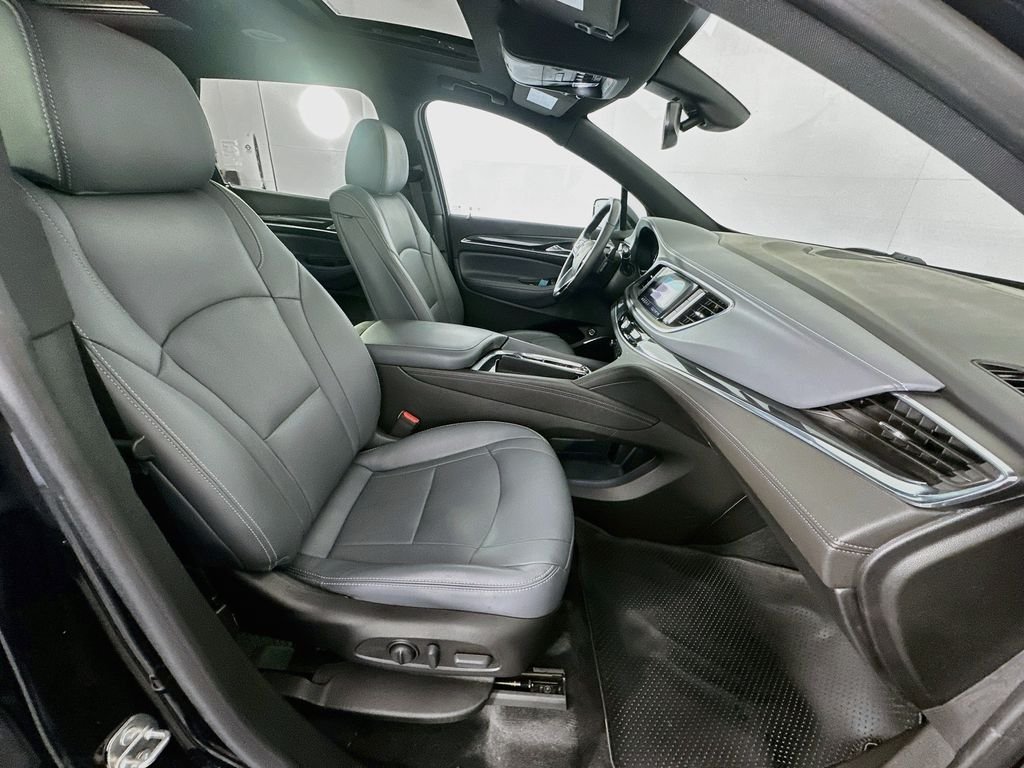 Used 2023 Ebony Twilight Metallic Buick Essence image 29