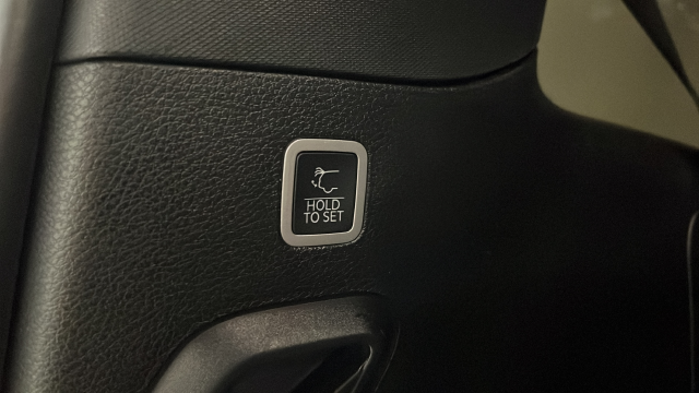 Used 2022 Baltic Gray Metallic Clearcoat Jeep Series II image 28