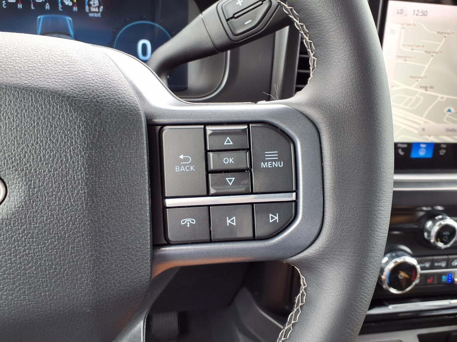 New 2026 Agate Black Metallic Ford F-250® Lariat® image 28