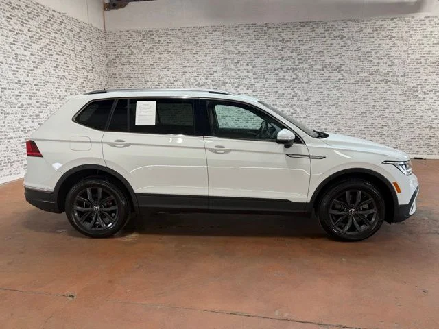 Used 2024 White Volkswagen 2.0T SE image 6