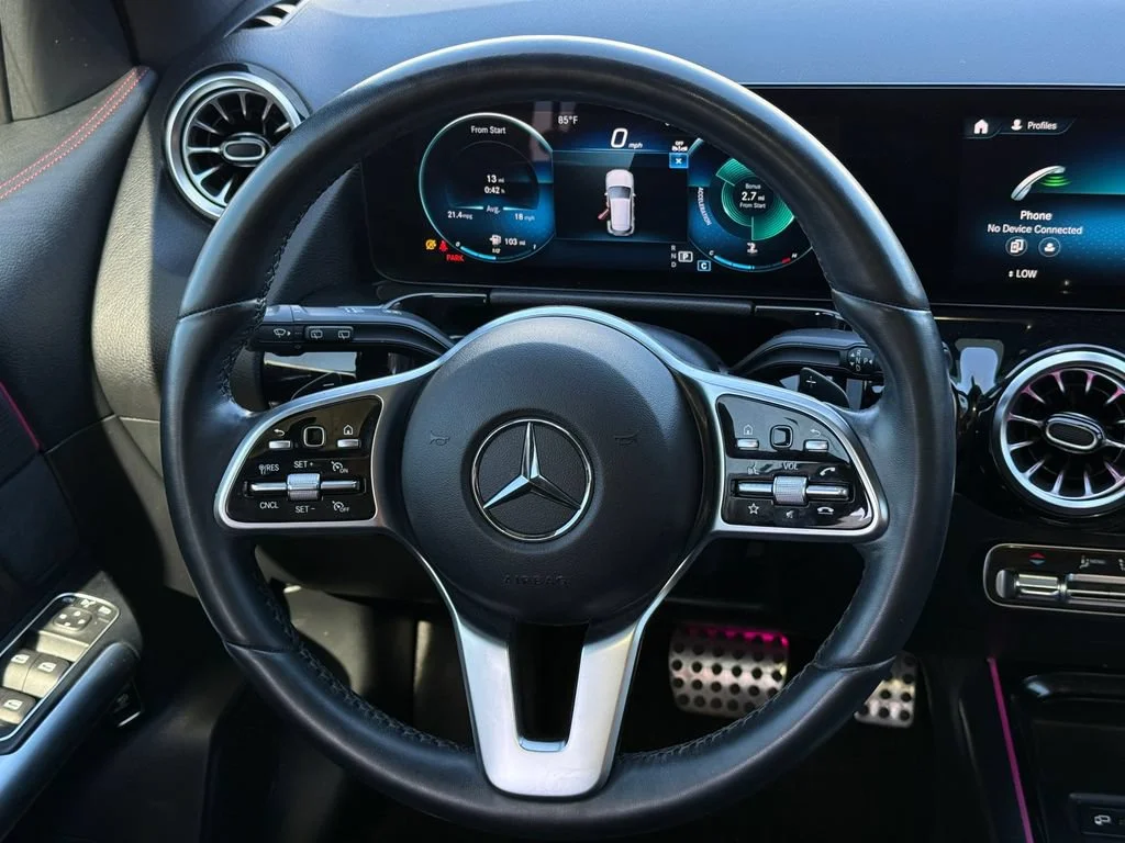 Used 2023 Polar White Mercedes-Benz GLA 250 image 20