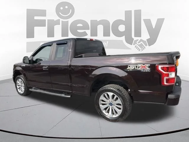 Used 2018 Red Ford XL image 4