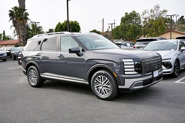 New 2026 Gray Hyundai SEL Premium image 5