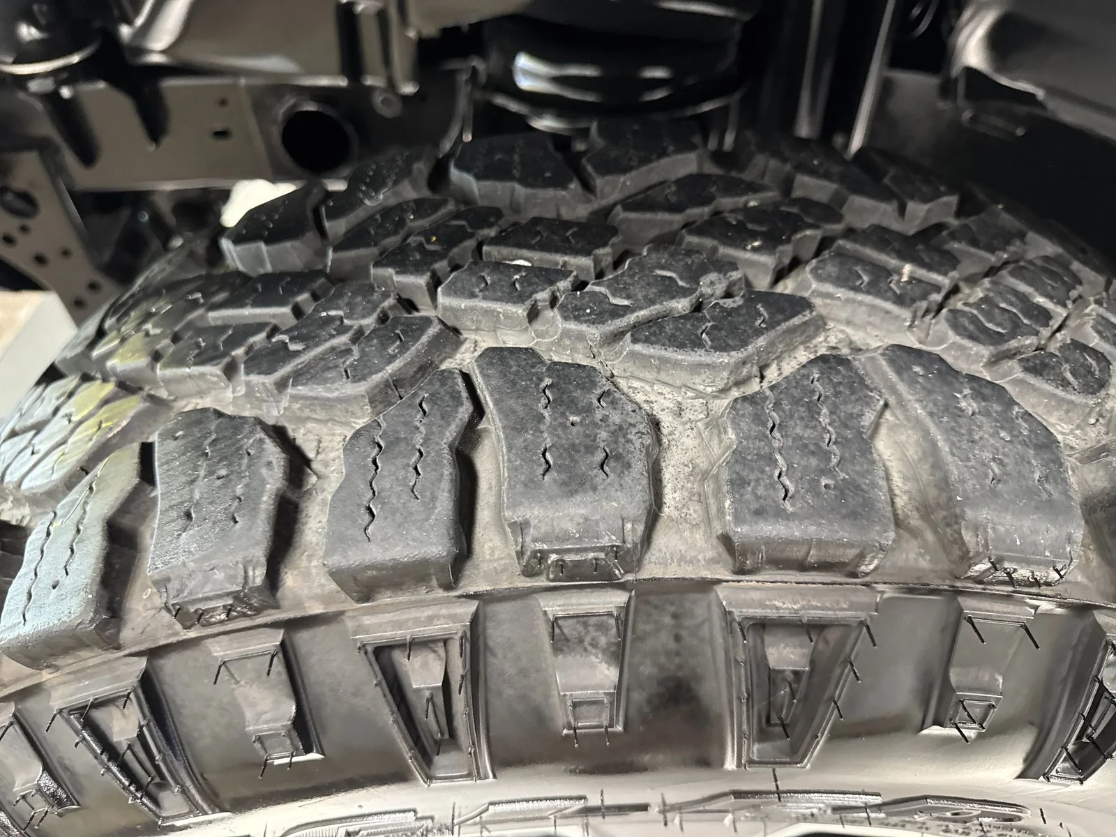 Used 2022 Crystal Metallic Jeep Sport S image 11