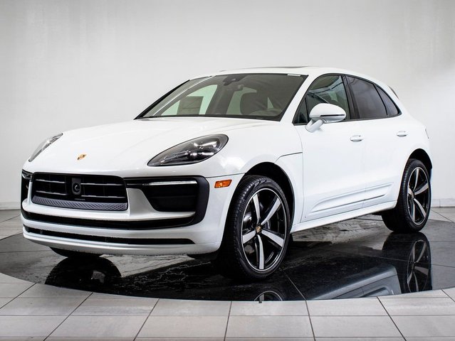 2026 Porsche Macan 