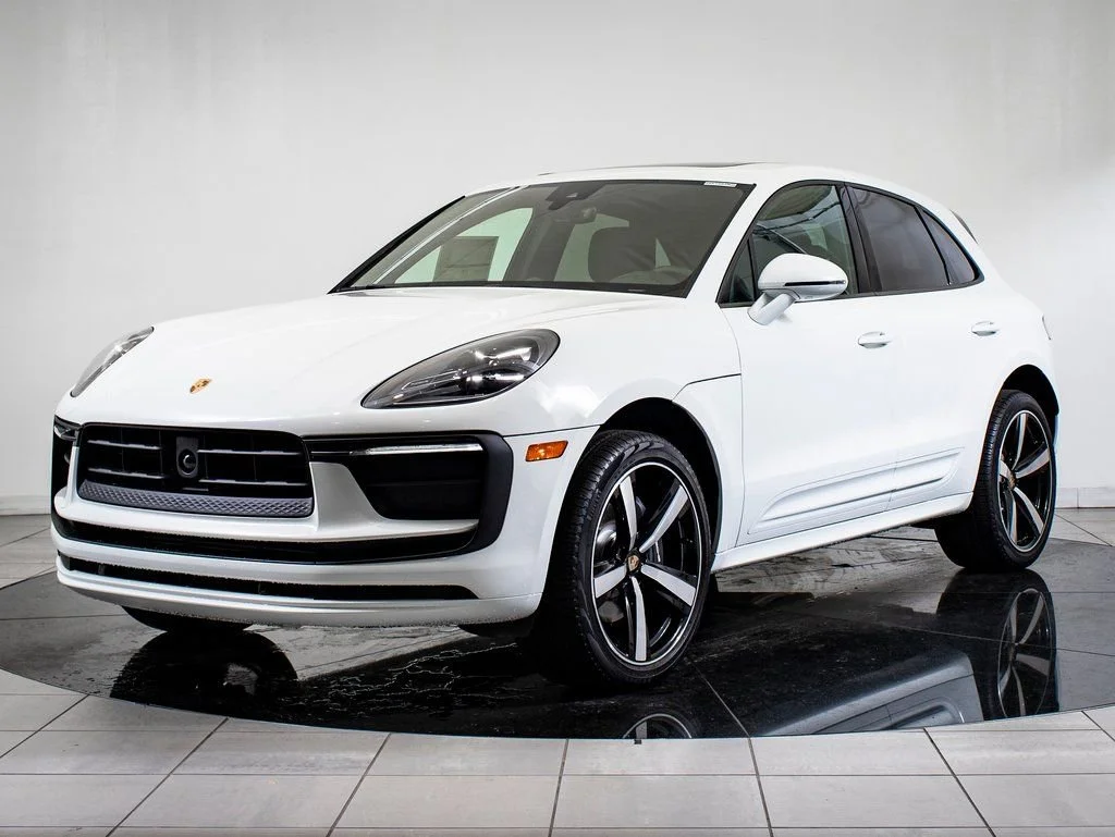 2026 Porsche Macan's photo
