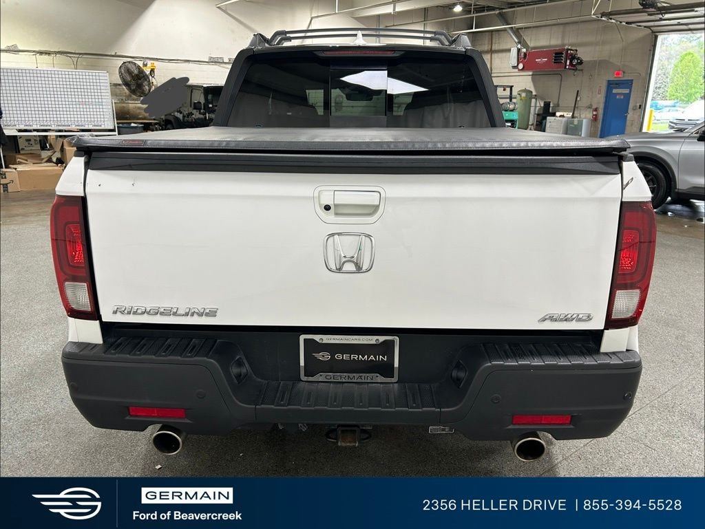 Used 2023 Platinum White Pearl Honda Black Edition image 7