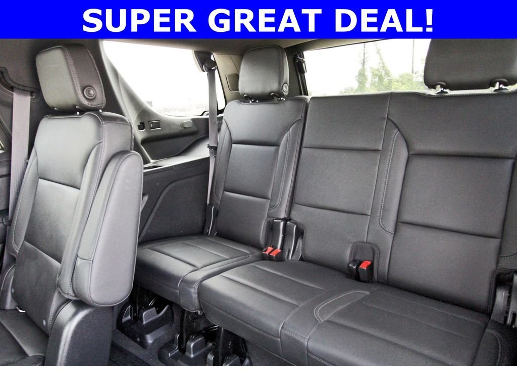 Used 2021 Black Chevrolet Z71 image 30
