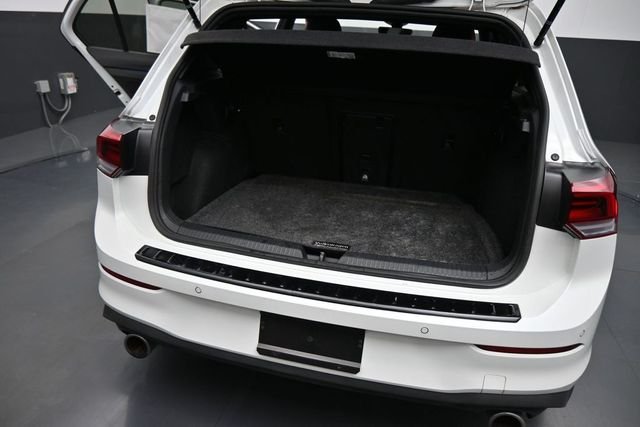 Used 2024 White Volkswagen S image 25