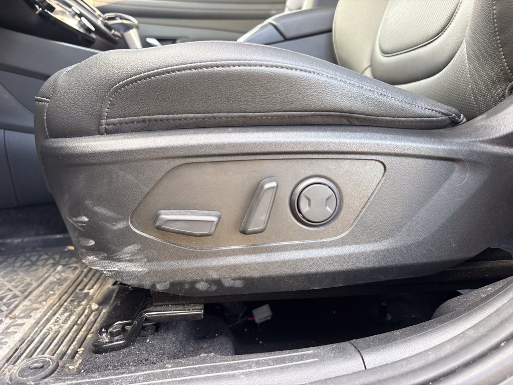Used 2025 Gray Hyundai XRT image 10