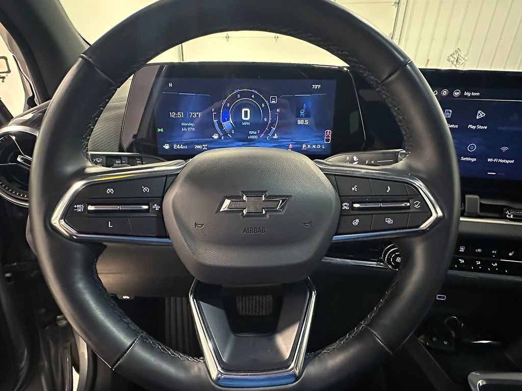 Used 2025 Sterling Gray Metallic Chevrolet LT image 34