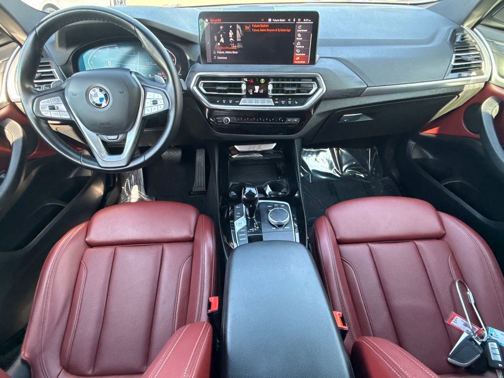 Used 2023 Black Sapphire Metallic BMW sDrive30i image 19