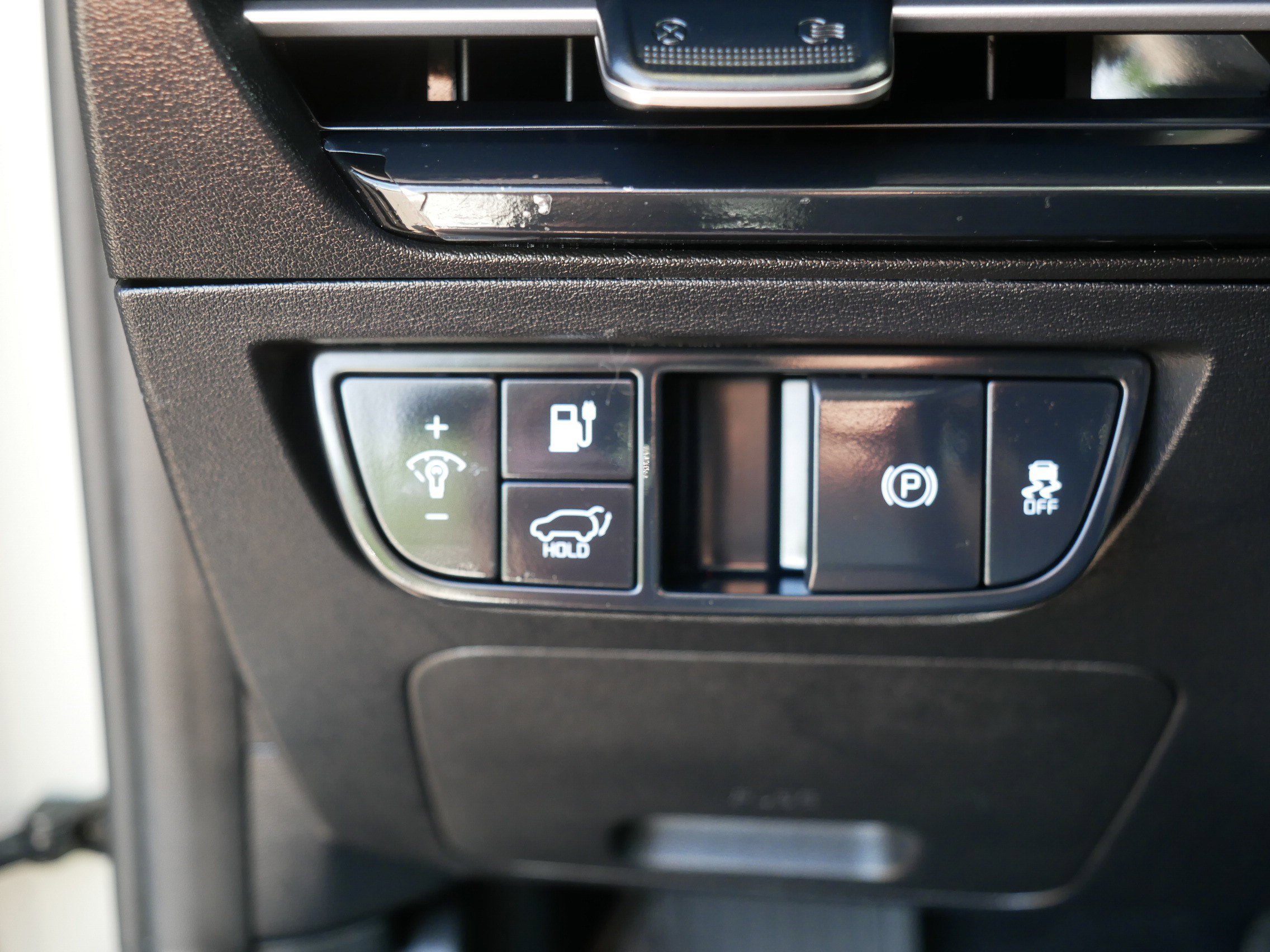 Certified Used 2024 Glacier Kia Wind image 26