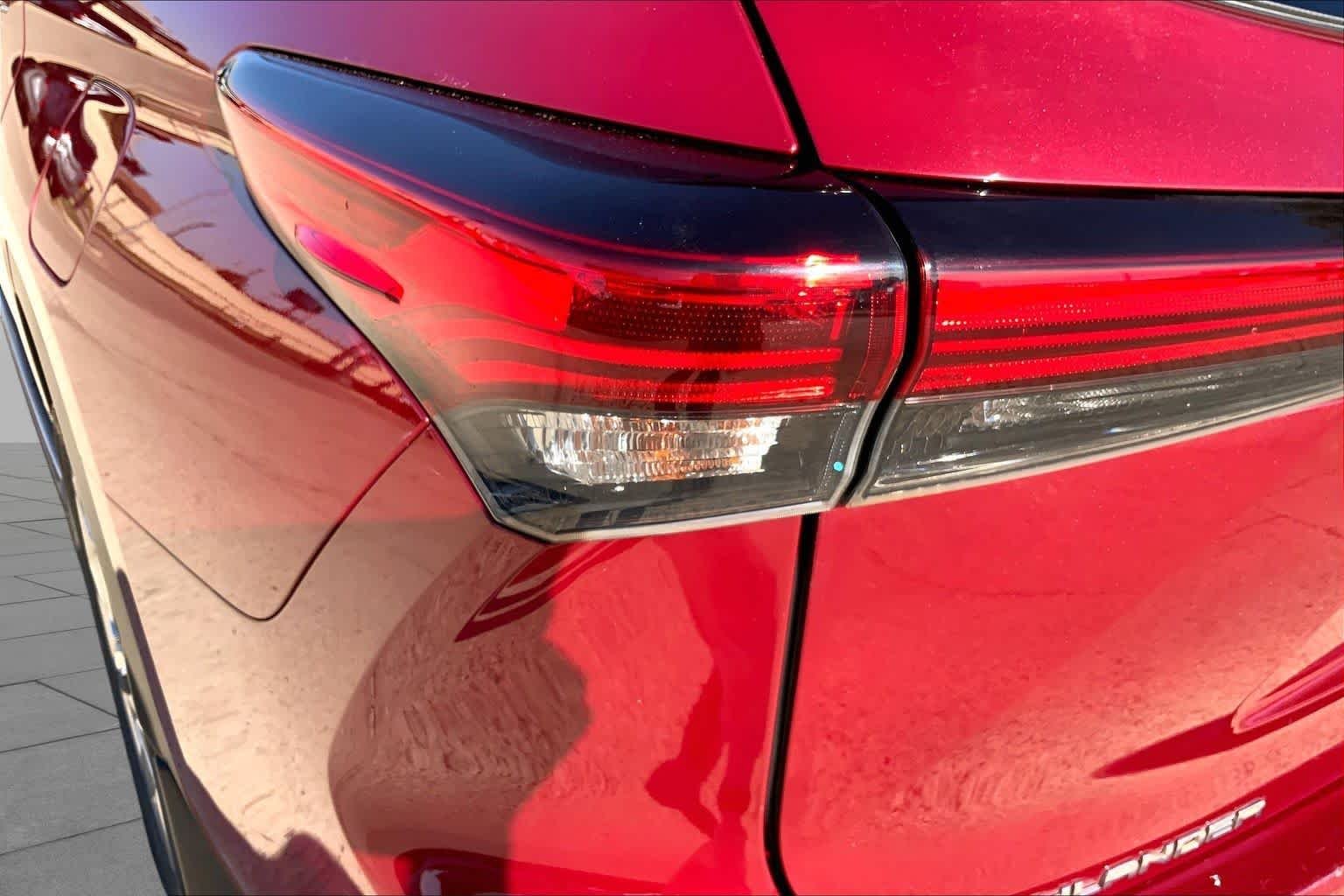 Used 2020 Ruby Flare Pearl Toyota Limited image 27