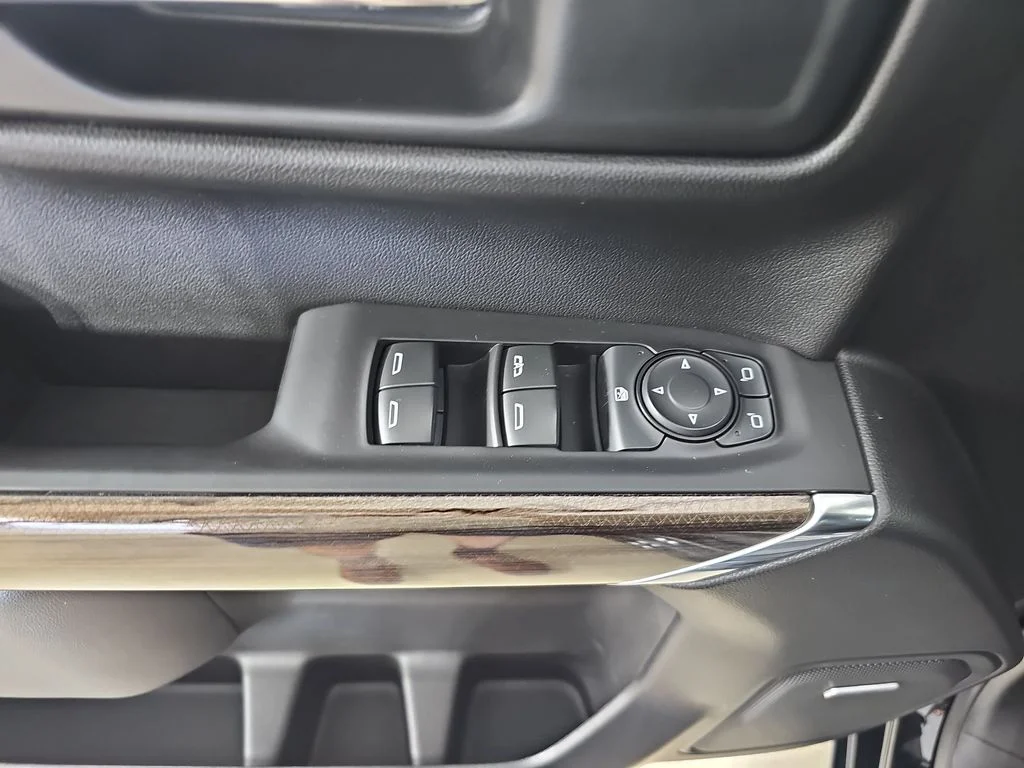 Certified Used 2020 Black Chevrolet LT Trail Boss image 32