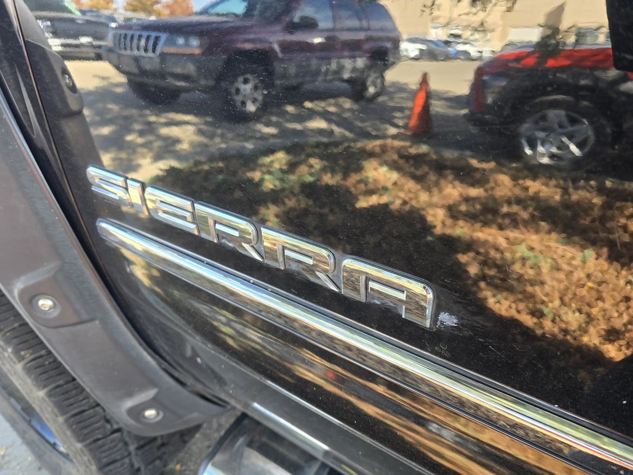 Used 2012 Onyx Black GMC SLT image 11
