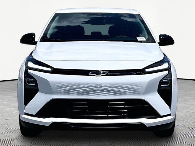 New 2027 Summit White Chevrolet LT image 2