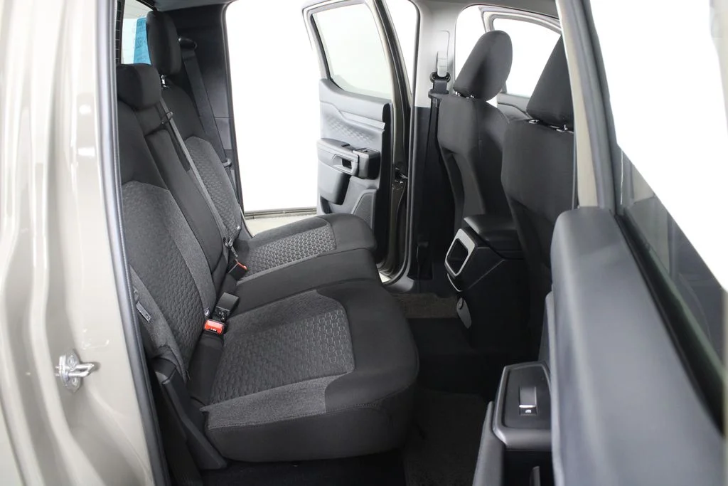 New 2026 Marsh Gray Ford XLT image 12