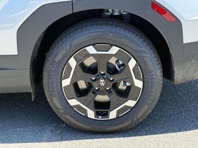 New 2026 Silver Hyundai SEL AWD image 11