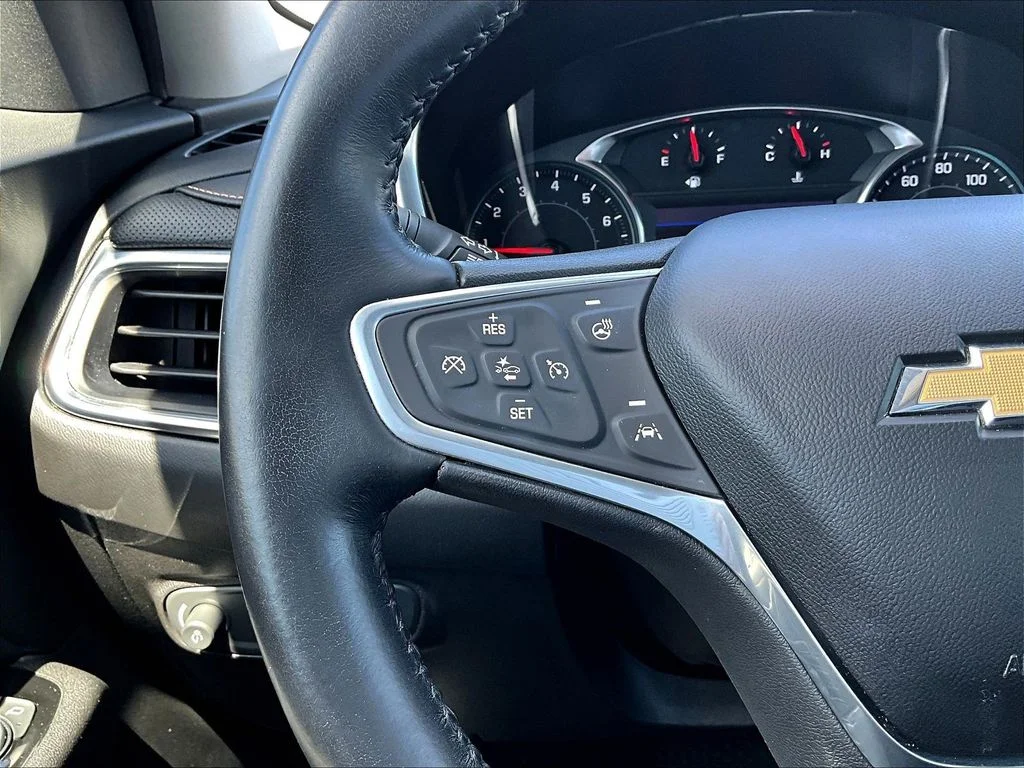 Used 2022 Gray Chevrolet Premier image 14
