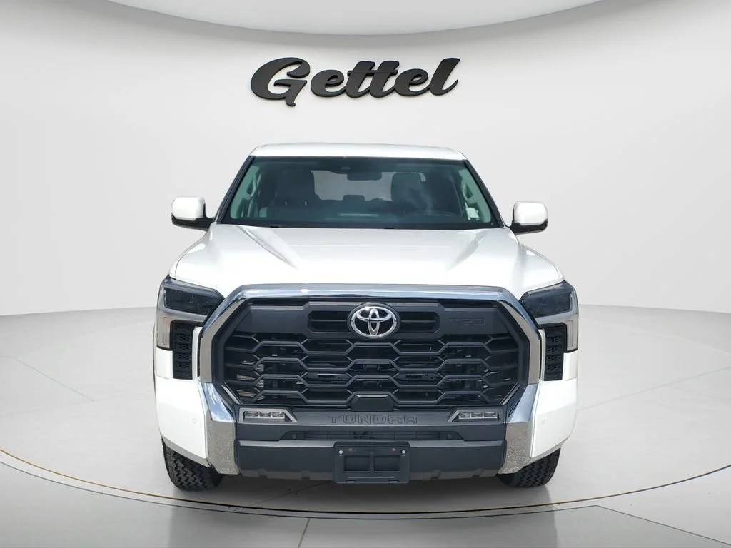 Used 2022 White Toyota SR5 image 2