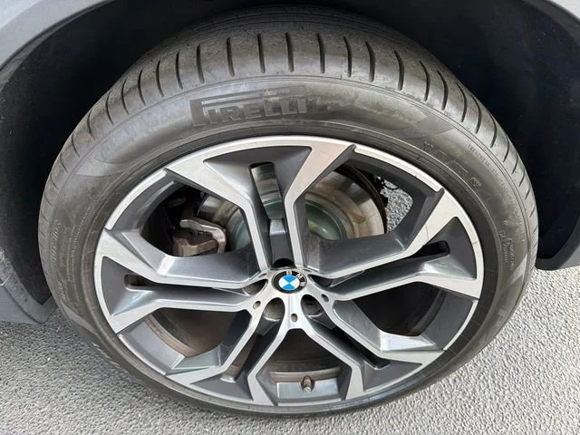 Used 2023 White BMW sDrive40i image 20