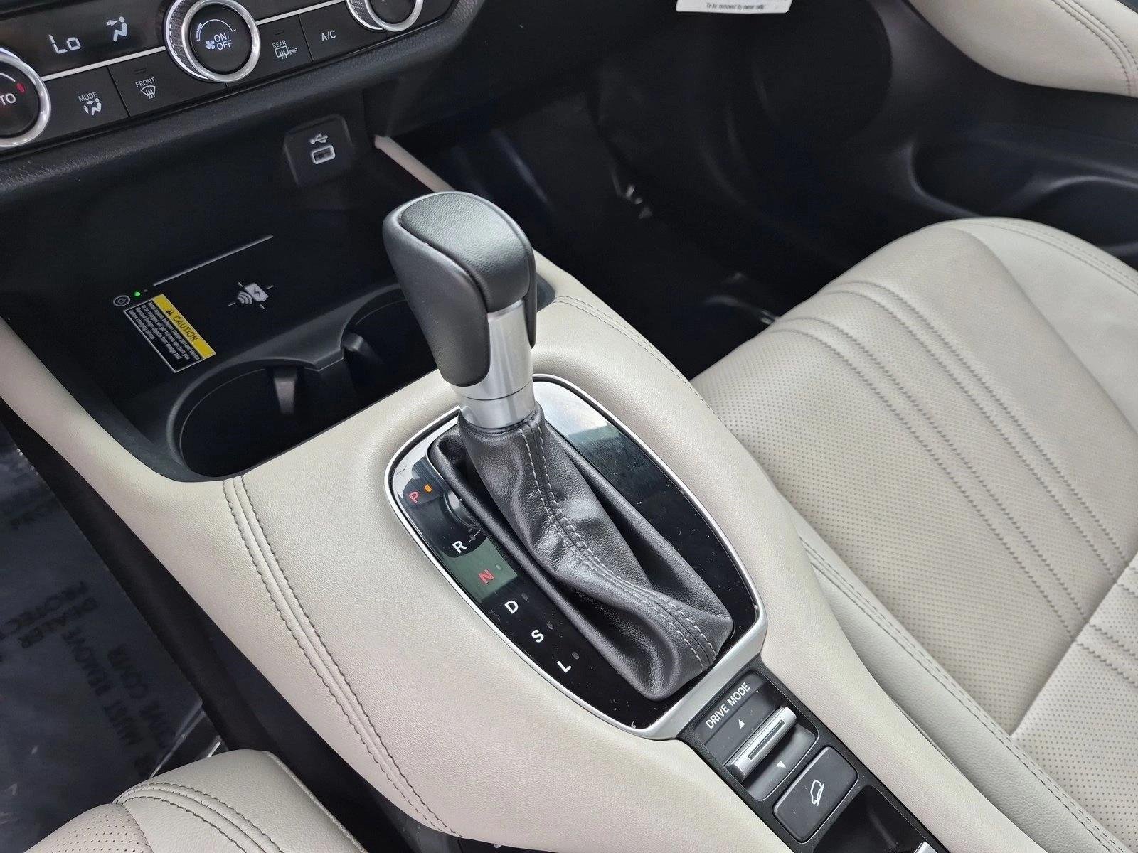 Used 2025 Silver Honda EX-L image 12