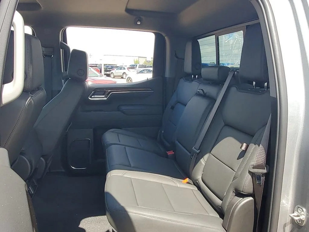 New 2026 Sterling Gray Metallic Chevrolet LT image 31