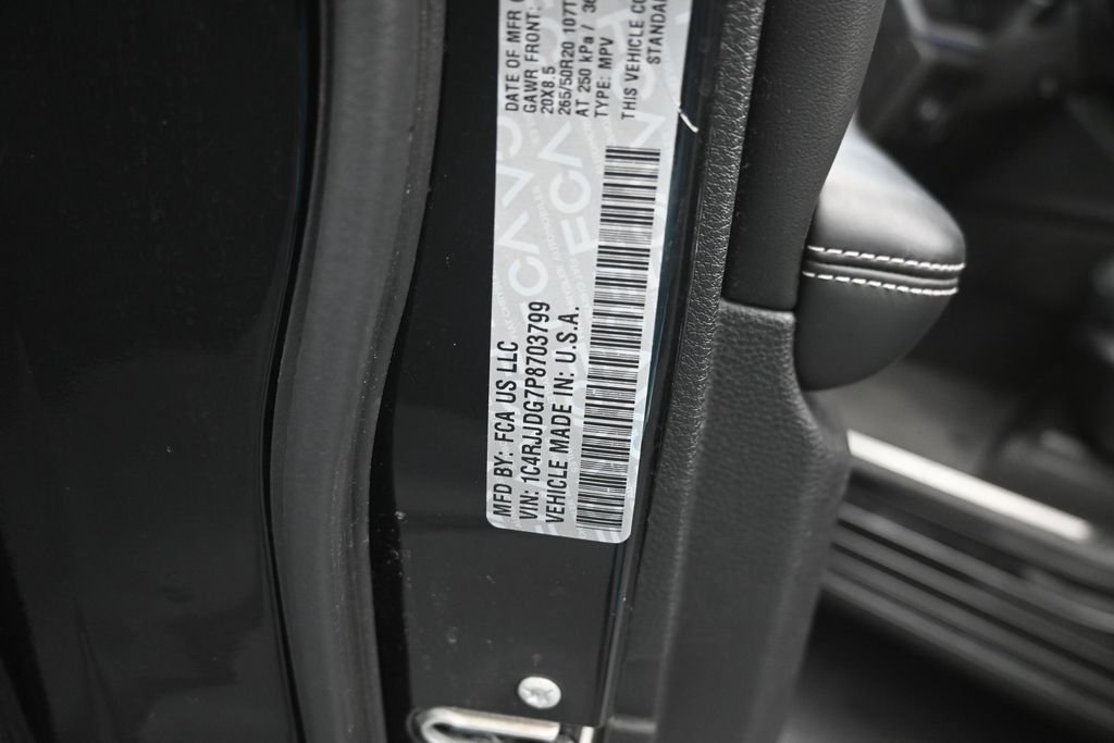 Used 2023 Black Jeep Overland image 19