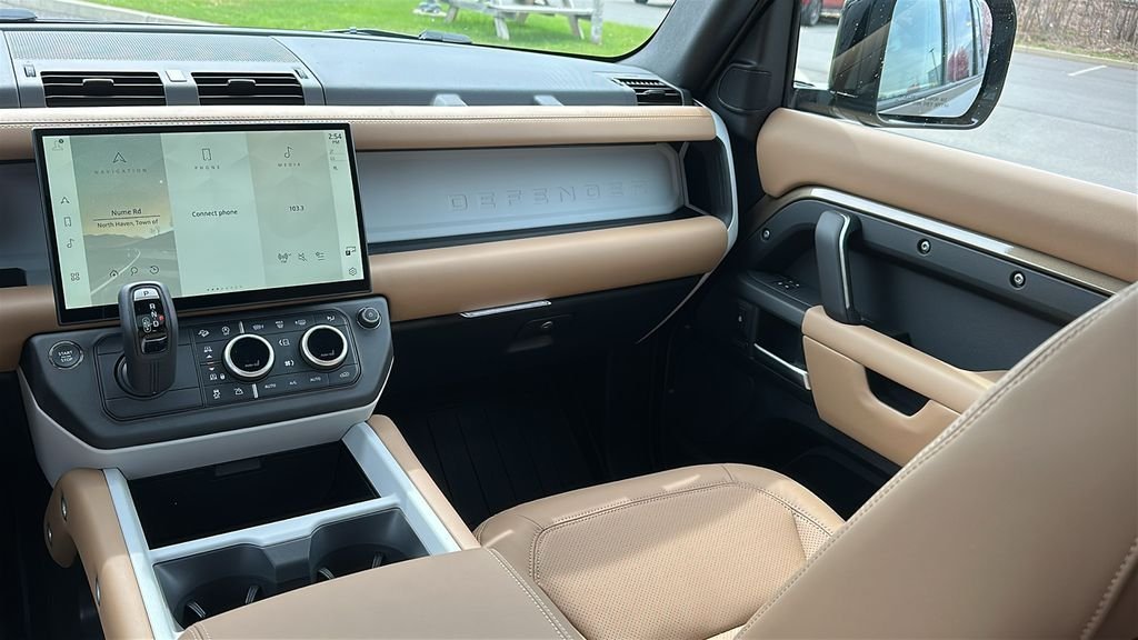 New 2026 Gondwana Stone LAND ROVER X-Dynamic SE image 22