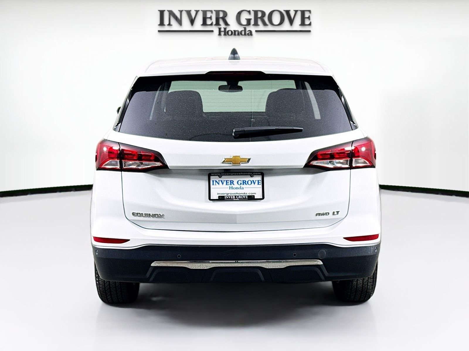 Used 2023 Summit White Chevrolet LT image 6