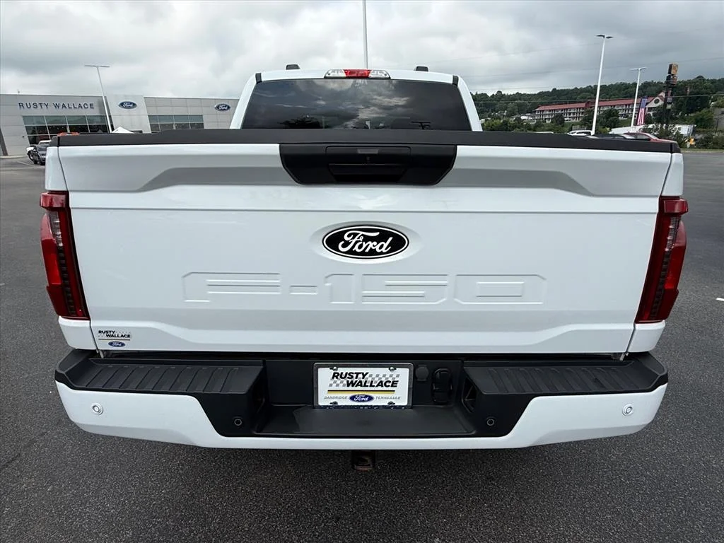 Used 2025 White Ford XLT image 6