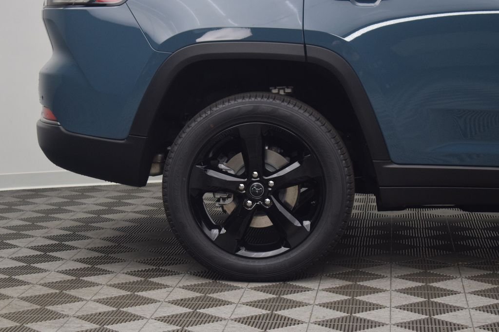 New 2027 Steel Blue Paint Jeep Limited image 8