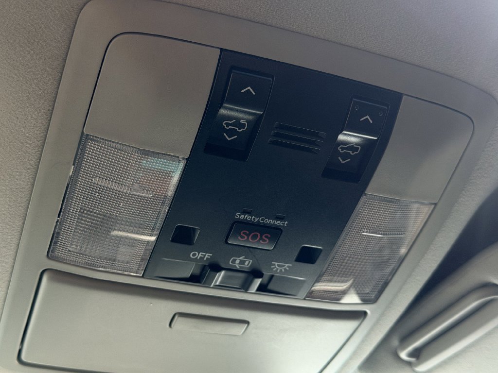 Used 2018 Onyx Black Lexus 460 image 31