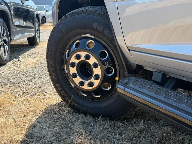 New 2026 Silver Ram Laramie image 14
