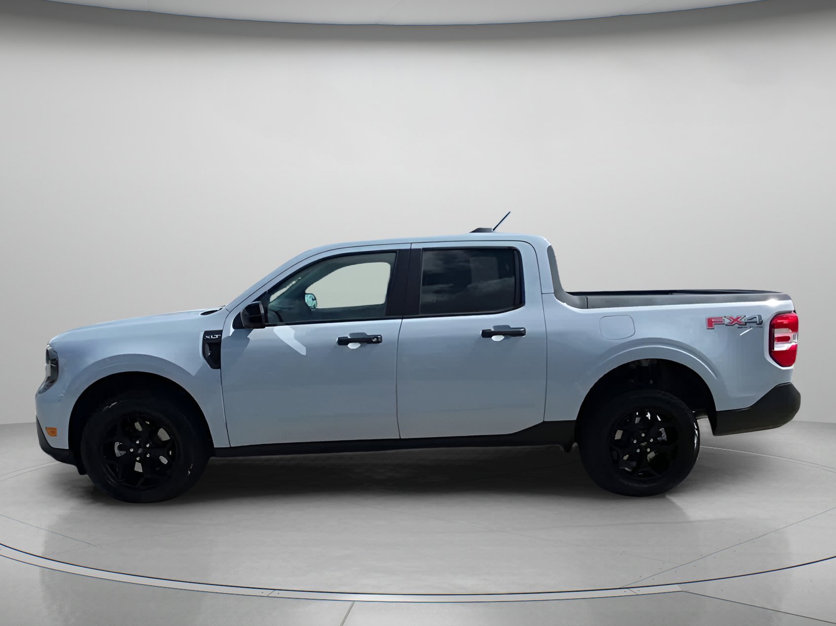 2025 Ford Maverick XLT - Photo 14