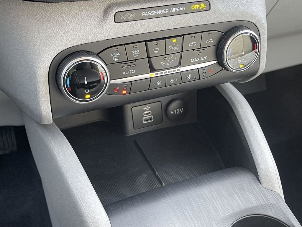 New 2026 Agate Black Metallic Ford Active® image 29