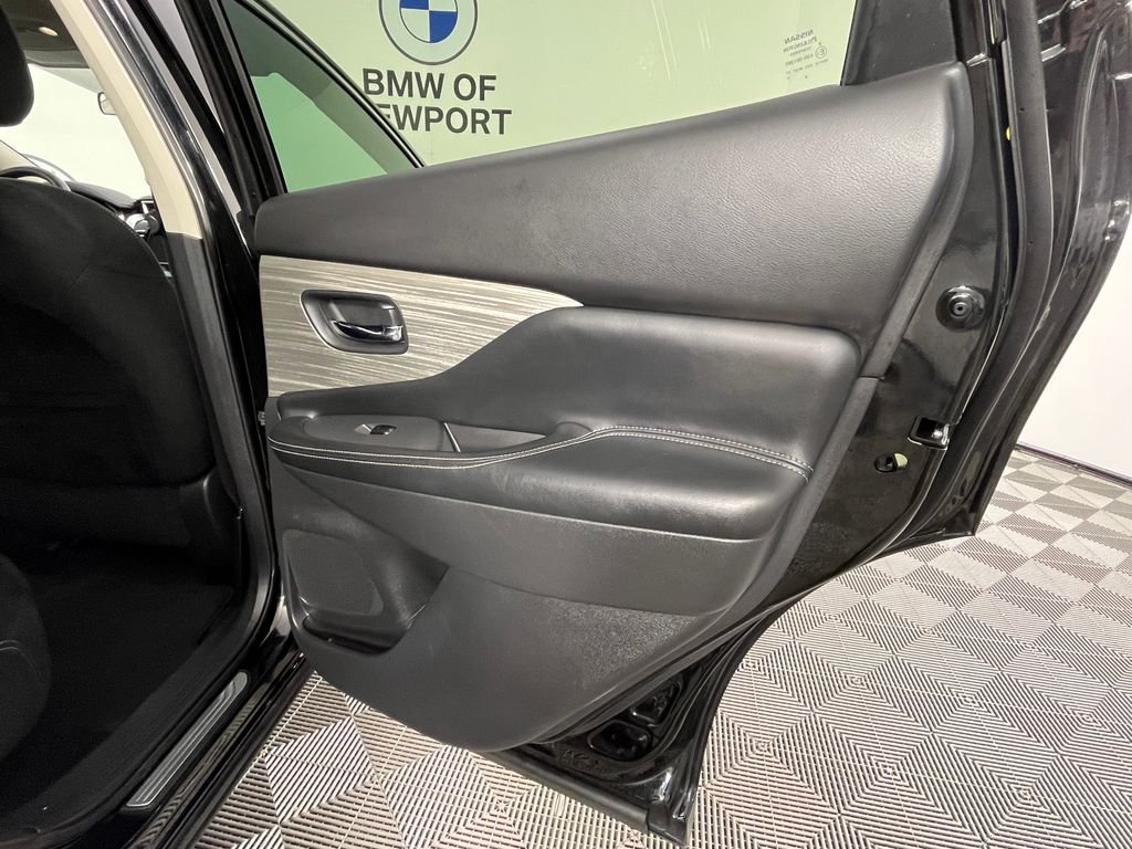 Used 2016 Black Nissan SV image 23