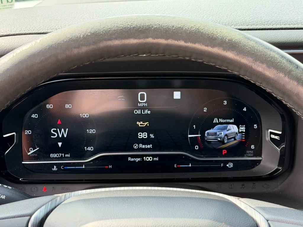 2023 GMC Yukon Denali Ultimate - Photo 47