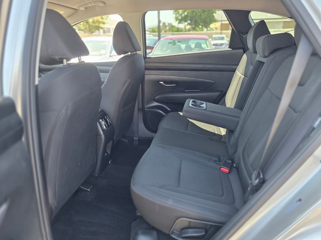 2025 Hyundai Tucson SEL - Photo 17